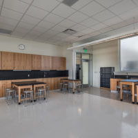 Abrams-School-Classroom-Lab-1